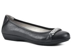 Cliffs By White Mountain Charmed